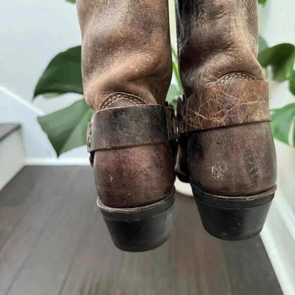 Frye Harness 12R Moto Leather Boots 77309 CHOCOLATE BROWN Women’s Sz 8.5 - Picture 4 of 9